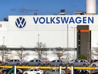 Volkswagen'de kriz: Almanya'daki 4 fabrika kapatılıyor