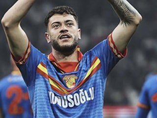 Göztepe, eski futbolcularından para kazanmaya devam ediyor
