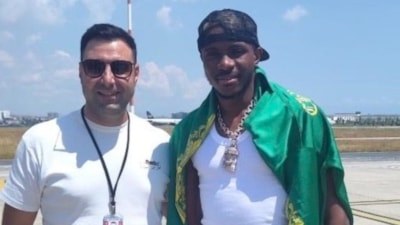 Tatilini bitirdi! Victor Osimhen, İstanbul'a geldi