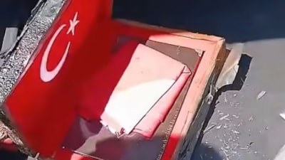 Nevşehir'de çıkan yangında Kur'an-ı Kerim ve Türk bayrağı zarar görmedi