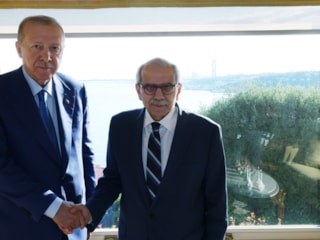 Cumhurbaşkanı Erdoğan’dan Lübnan Başbakanı Selam’a anlamlı hediye