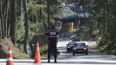 Kırşehir'de asayiş uygulama noktalarını WhatsApp'ta paylaşan 12 şüpheli gözaltında