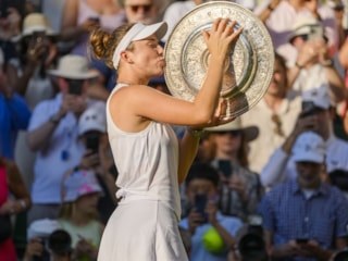 Wimbledon'da zafer Linda Noskova'nın oldu