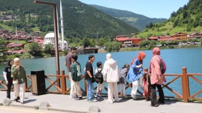 Uzungöl'de temmuz bereketi: Turizm sezonu yeniden canlandı, otellerde doluluk yükseldi