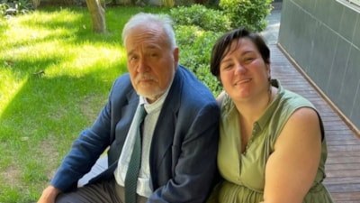 İlber Ortaylı'nın eşyaları satışa çıkartıldı: Tepkiler üzerine satışlar durduruldu