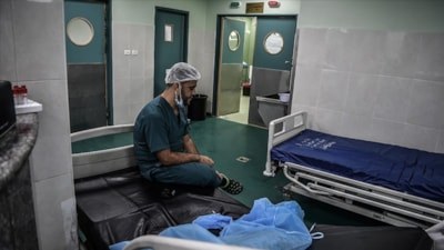 Gazze'de tedavi bekleyen bir hasta daha hayatını kaybetti