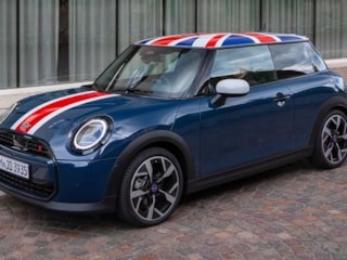 MINI, üretiminin 25. yılını kutluyor: Karşınızda Oxford Edition