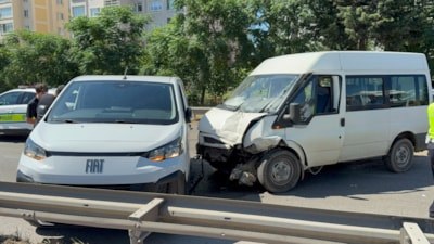 Samsun'da hamile eşini hastaneye götürürken kaza yapan araca çarptı: 3 yaralı