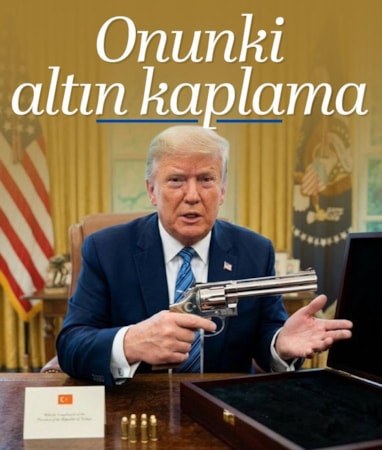 NATO Zirvesi'nde Donald Trump'a verilen tabancanın altın kaplama olduğu iddia edildi