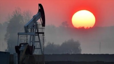 Körfez yeniden ısınıyor: Brent petrol 80 doları aştı