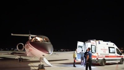 39 haftalık doğan Tülin bebek ambulans uçakla Muş'tan İstanbul'a götürüldü