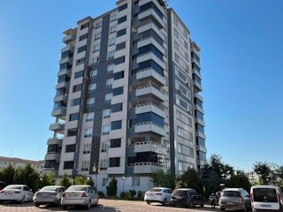 Gaziantep'te asansöre sıkışan yaşlı kadın öldü