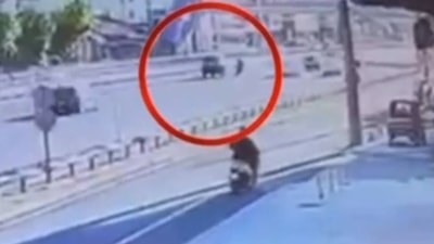 Düzce'de motosikletlinin öldüğü kazanın görüntüleri ortaya çıktı