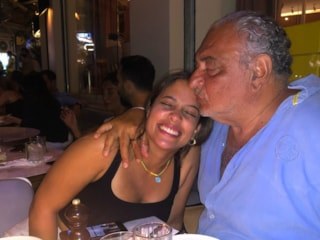 Şarkıcı Nilüfer’in mutlu günü! Kızı Ayşe Nazlı evlendi