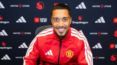 Manchester United, Belçikalı futbolcu Youri Tielemans'ı kadrosuna kattı