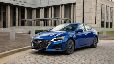 Nissan, Altima üretiminin durdurulduğunu doğruladı
