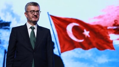 Burhanettin Duran: 15 Temmuz, milli iradenin namlulara karşı zaferidir