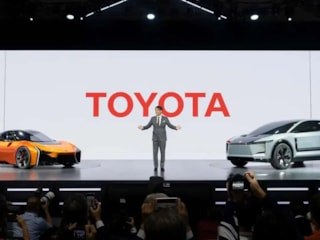 Toyota'dan Japon üreticilere çağrı: Birleşmezsek yok olacağız