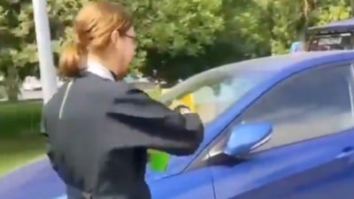 Rusya'da yakıt krizi: Benzin kuyruklarında kutsal su çözümü