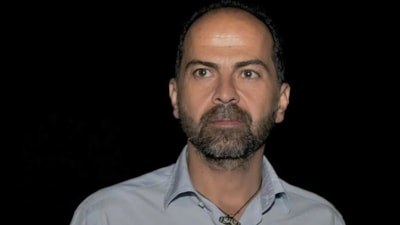Nasuh Mahruki hakkında 15 Temmuz paylaşımı nedeniyle gözaltı kararı verildi
