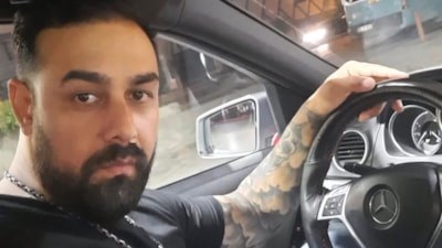 İzmir'de 28 yaşındaki genç husumetlisi tarafından öldürüldü