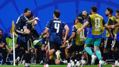 İngiltere'nin Messi için aldığı önlemler tutmadı: Arjantinli oyuncular Pickford’ın gizli su şişesi buldu!