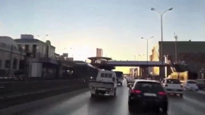 İstanbul'da iki kamyonet makas atarak yarıştı: 277 bin 662 lira para cezası