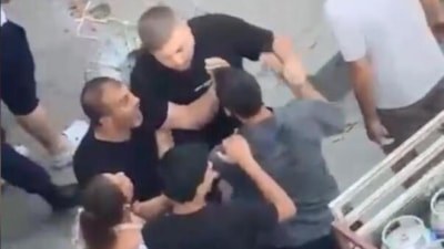 İstanbul'da mahalleli ile esnaf arasında 'park yeri' kavgası