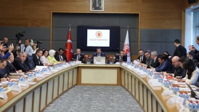 TBMM Adalet Komisyonu suça sürüklenen çocuklarla ilgili teklifi görüşmek için toplandı