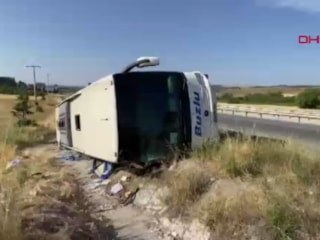 Eskişehir'de yolcu otobüsü devrildi