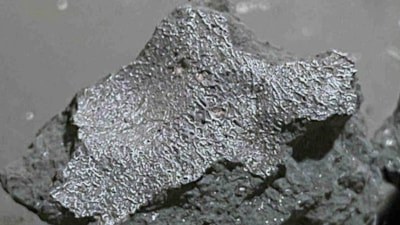 ABD'deki bir eve düşen meteoritte 'uzaylı dünya kimyası' tespit edildi