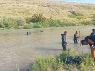 Muş'ta 6 ve 8 yaşlarındaki kardeşler çaya düştü: 1 ölü 1 kayıp