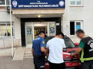 Mersin'de yol verme tartışması: Aracından inen sürücüye 261 bin TL ceza