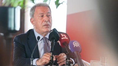 Hulusi Akar: S-400 konusu bir şekilde çözülecek
