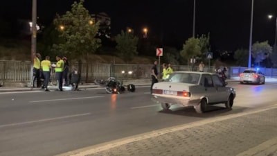 Kayseri'de direğe çarpan motosikletli polis yaralandı