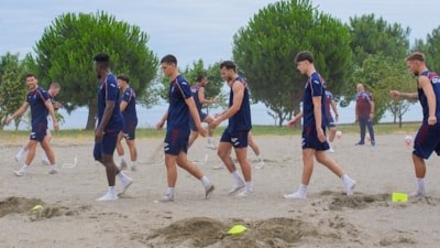 Trabzonspor yeni sezona hazırlanıyor: Kumda antrenman yapıldı!