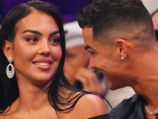 Cristiano Ronaldo, Georgina Rodriguez ile su altında paylaşım yaptı