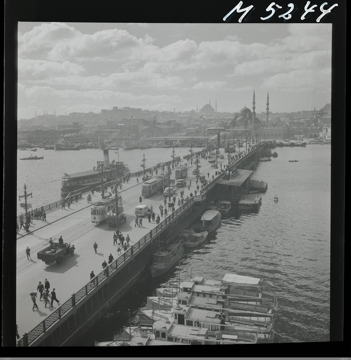 İsveçli fotoğrafçı gözüyle 79 yıl önceki İstanbul - Resim 1