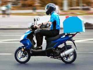 DEM Partili Cengiz Çiçek: İstanbul'da on binlerce Kürt moto kurye var