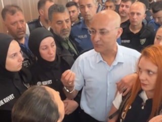 Bursa'da CHP'li vekil Nurhayat Altaca Kayışoğlu'ndan kadın polise: Sen kimsin