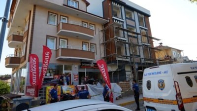 Kocaeli'de iskeleden düşen işçi öldü