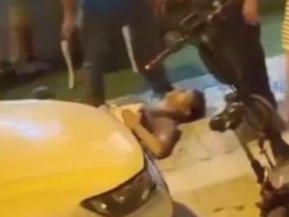 İstanbul'da hamile eşine tatlı alırken bıçaklandı