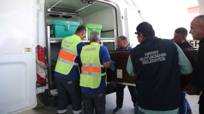 Suudi Arabistan'daki yangında yaşamını yitiren 4 Türk'ün cenazeleri Hatay'a getirildi