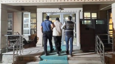 Sivas'ta aranan cezaevi firarisi sahte kimlikle yakalandı