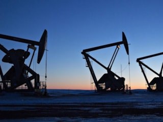 Brent petrol fiyatları iki ay sonra varil başına 100 doları aştı