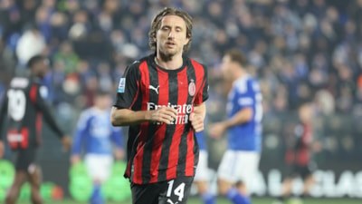 Luka Modric, 1 yıl daha Milan'da