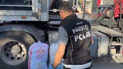 Konya'da uyuşturucu operasyonlarında 5 kişi yakalandı