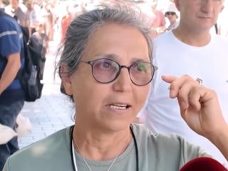 Sokak röportajında bir vatandaş: Ahbap'a yine para veririm