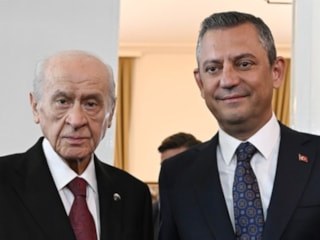 Özgür Özel'e ilk tebrik telefonu Devlet Bahçeli'den