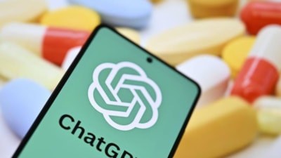 ChatGPT sağlık hizmeti vermeye başlıyor: Uzmanlardan uyarılar geldi